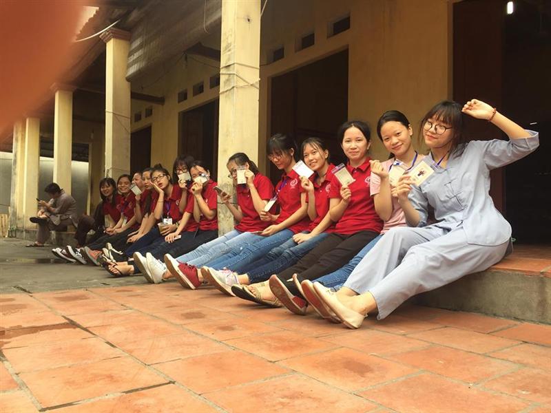 Sinh viên Đông Phương tham gia Tình nguyện hè tại chùa Linh Ứng 