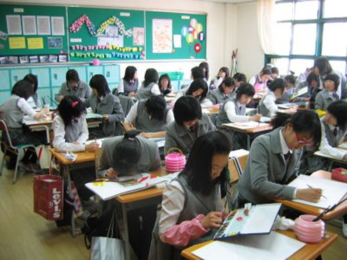 [Báo cáo NCKHSV] Tư tưởng thực học cuối thời Joseon và vai trò của nó trong giáo dục hiện nay 